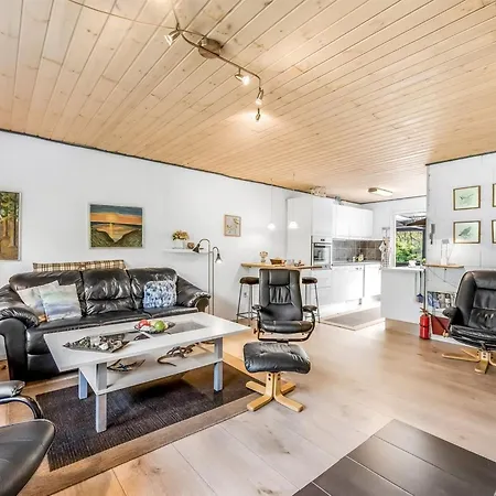 Marillia - 2km From The Sea By Interhome